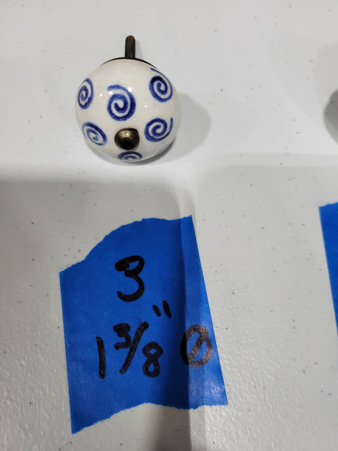 Ceramic Drawer Pull with Blue Spiral Design – Vintage Style