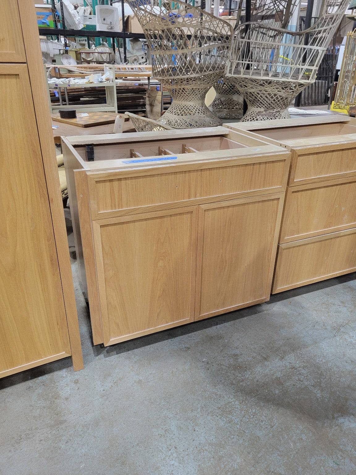 White Birch Base Cabinet with Drawer and Double Doors