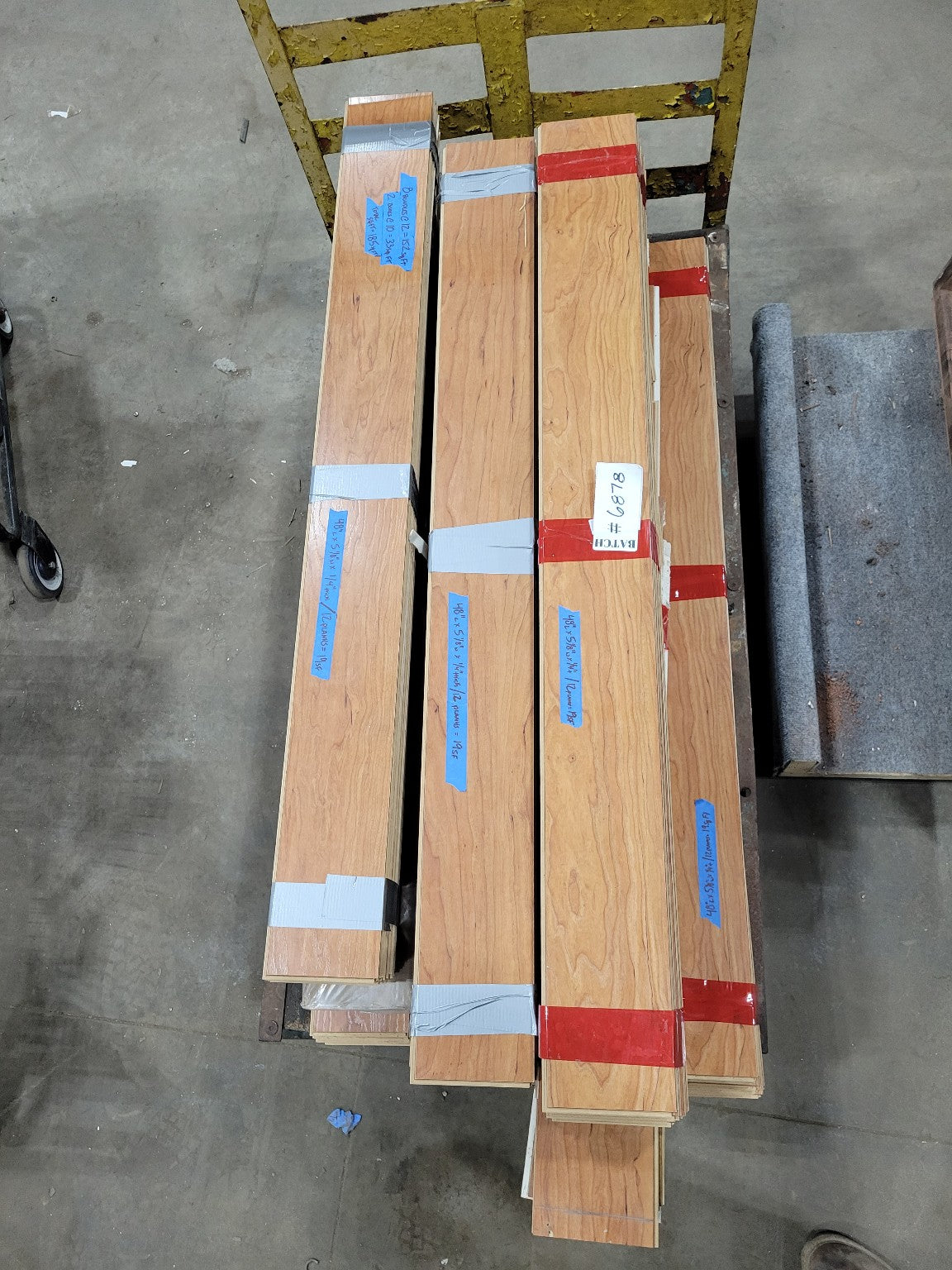 Pergo Cherry Finish Laminate Flooring – 185 Square Feet