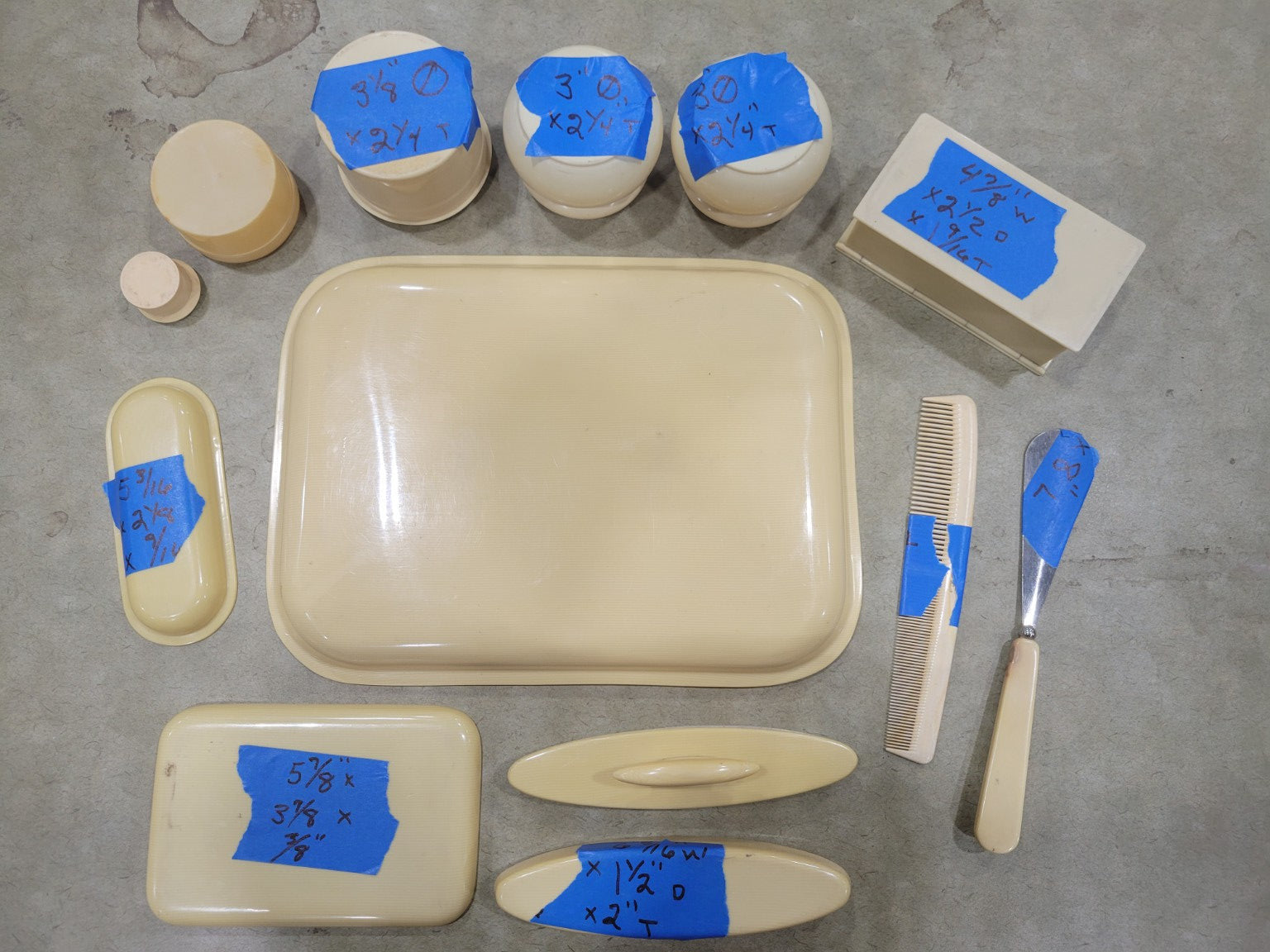 Art Deco Celluloid Vanity Set – 11 Piece