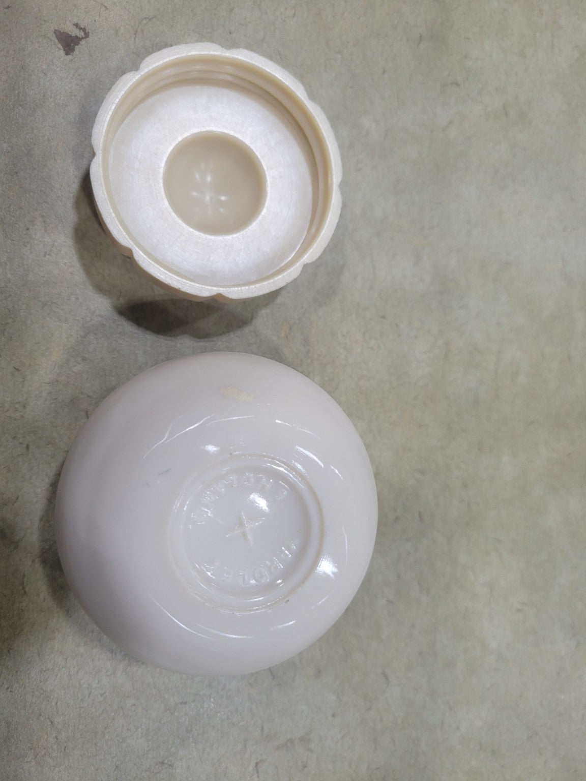 Vintage Jardiniere "La Mode" Powder Jar – Early Plastics