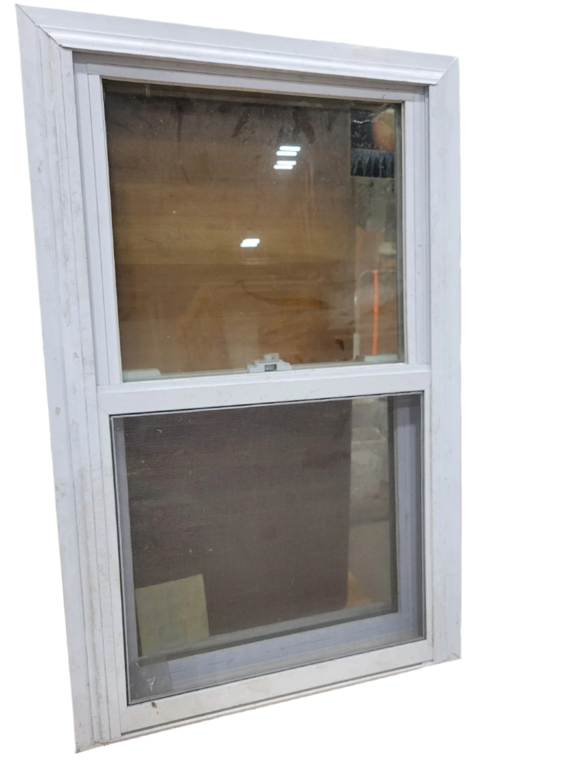 White Vinyl Single Hung Window – 24" x 37"