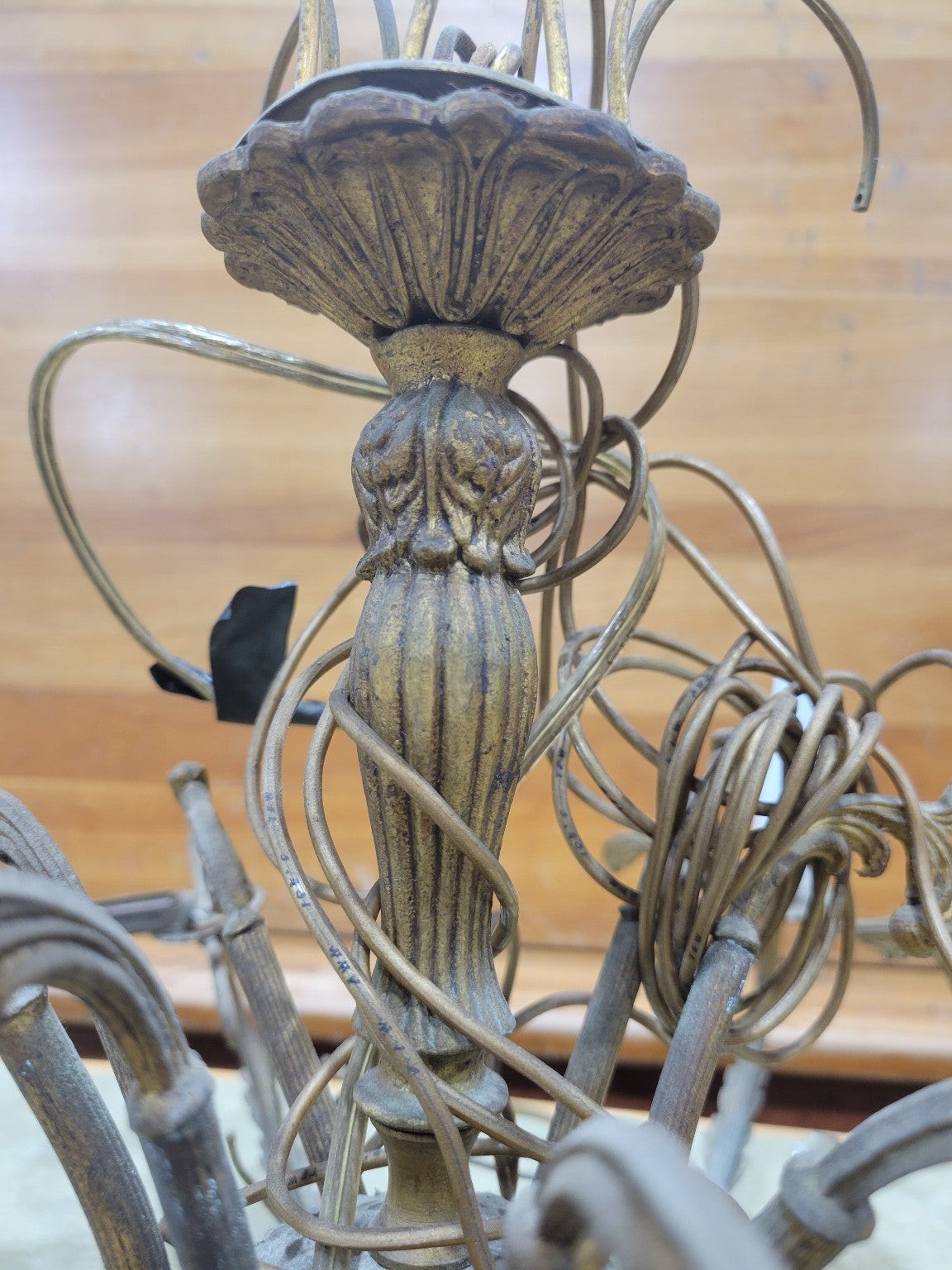 Vintage Italian Tole Floral Chandelier – 28 Diameter x 17 H + Chain (AS IS)