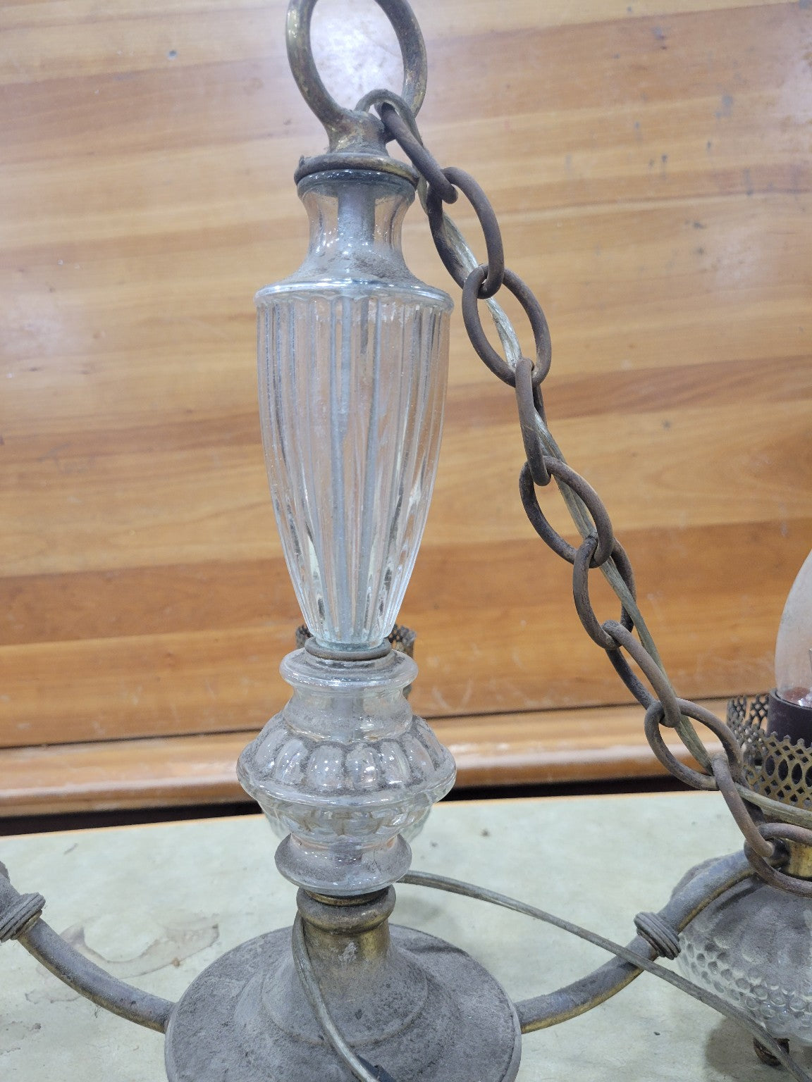 Mid-Century Brass & Glass 5-Light Chandelier – Rewiring Needed (AS IS)