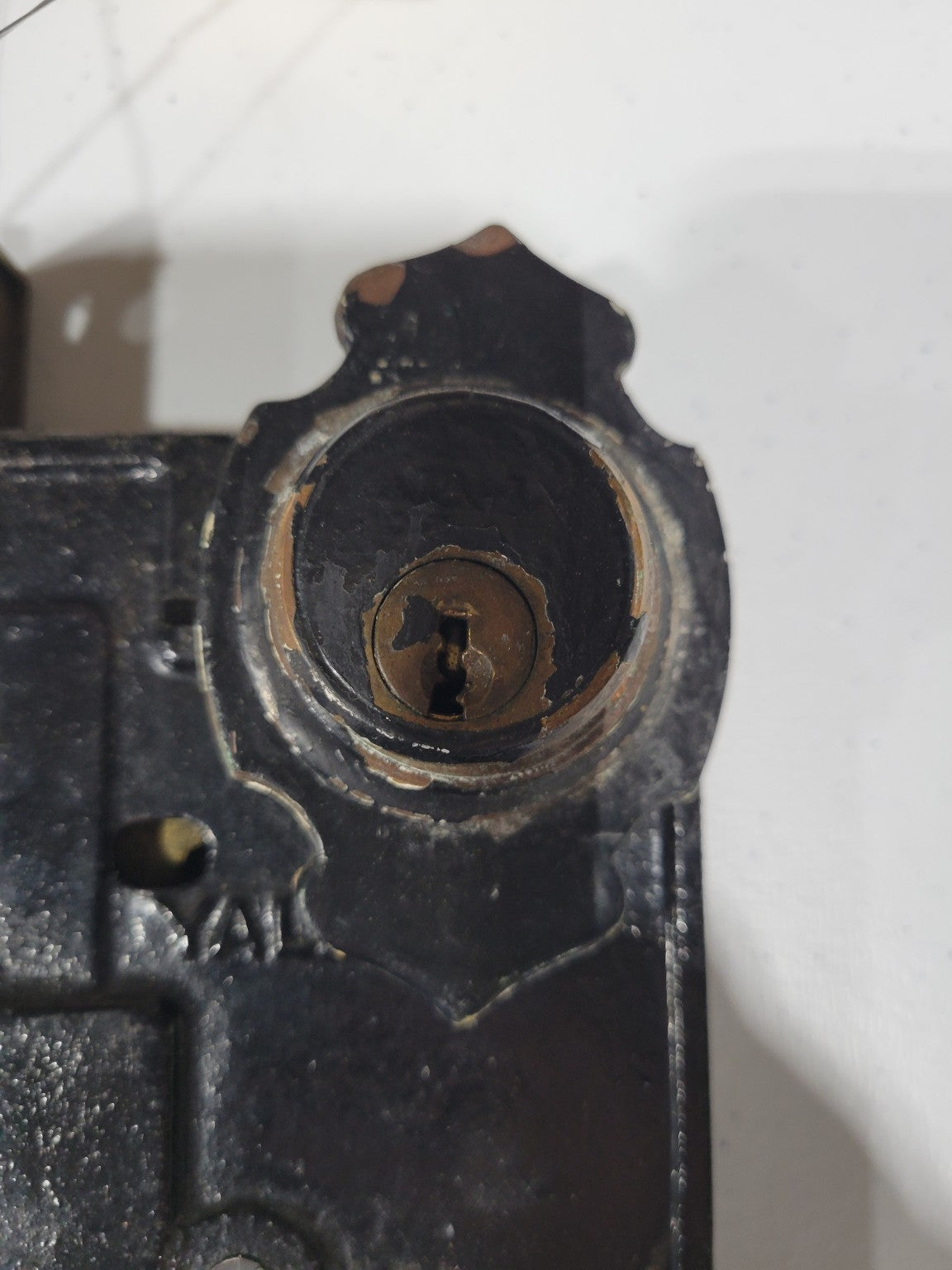 Vintage Yale Mortise Lock Body with Built-In Cylinder – Pat. 1932