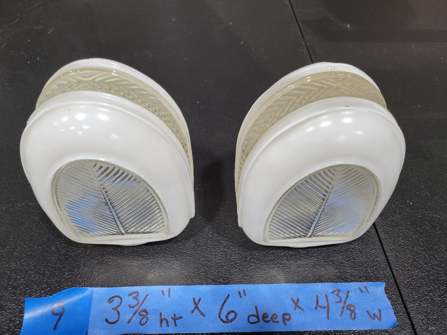 Pair of Art Deco Frosted Glass Sconces – Leaf Motif – Set of 2