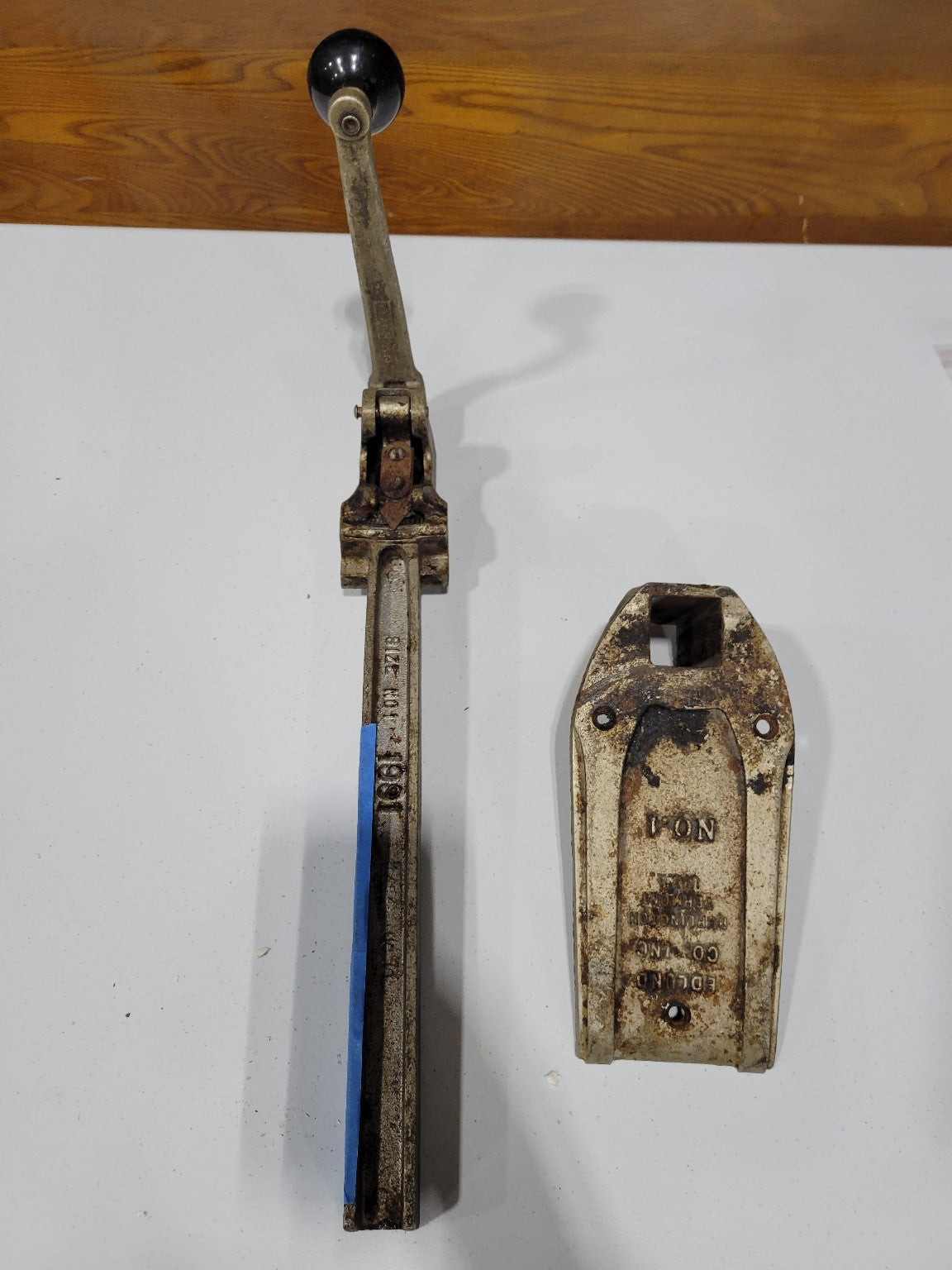 Vintage EDLUND Co. Lever Arm Can Opener - Wall Mountable
