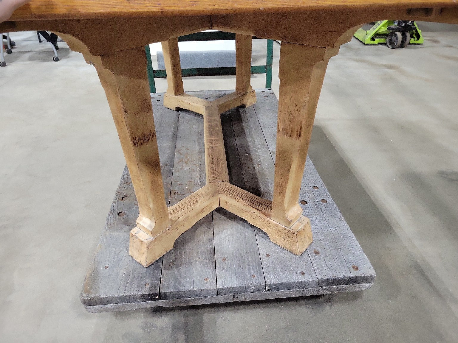 Quarter Sawn Oak Library Table – 1920s–30s