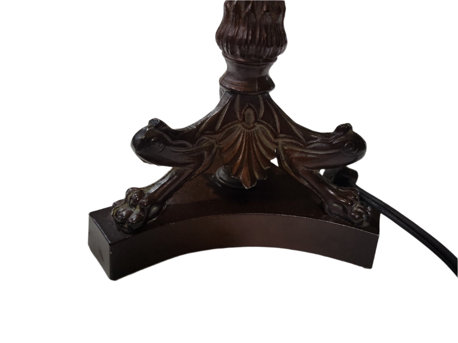 Cast Iron Table Lamp with Pleated Shade – Claw Foot Base