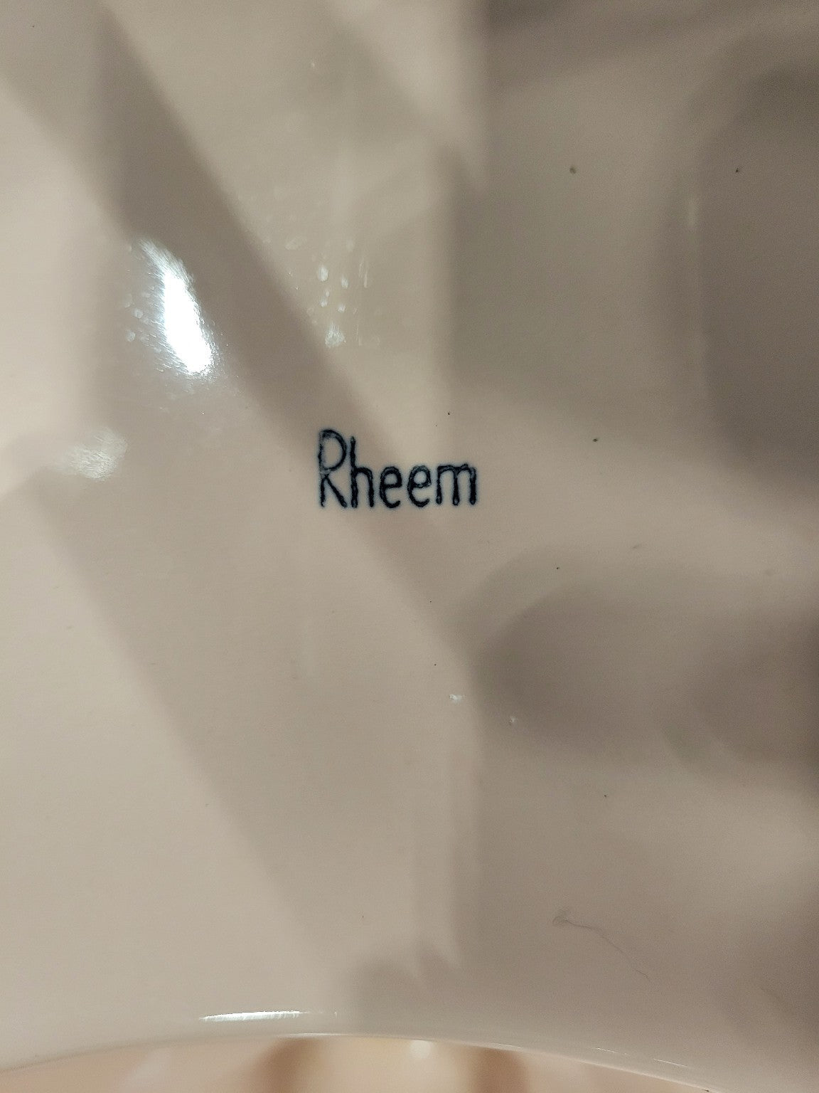 Rheem Vintage Pink Toilet Set with Tank, Seat, and Installation Hardware