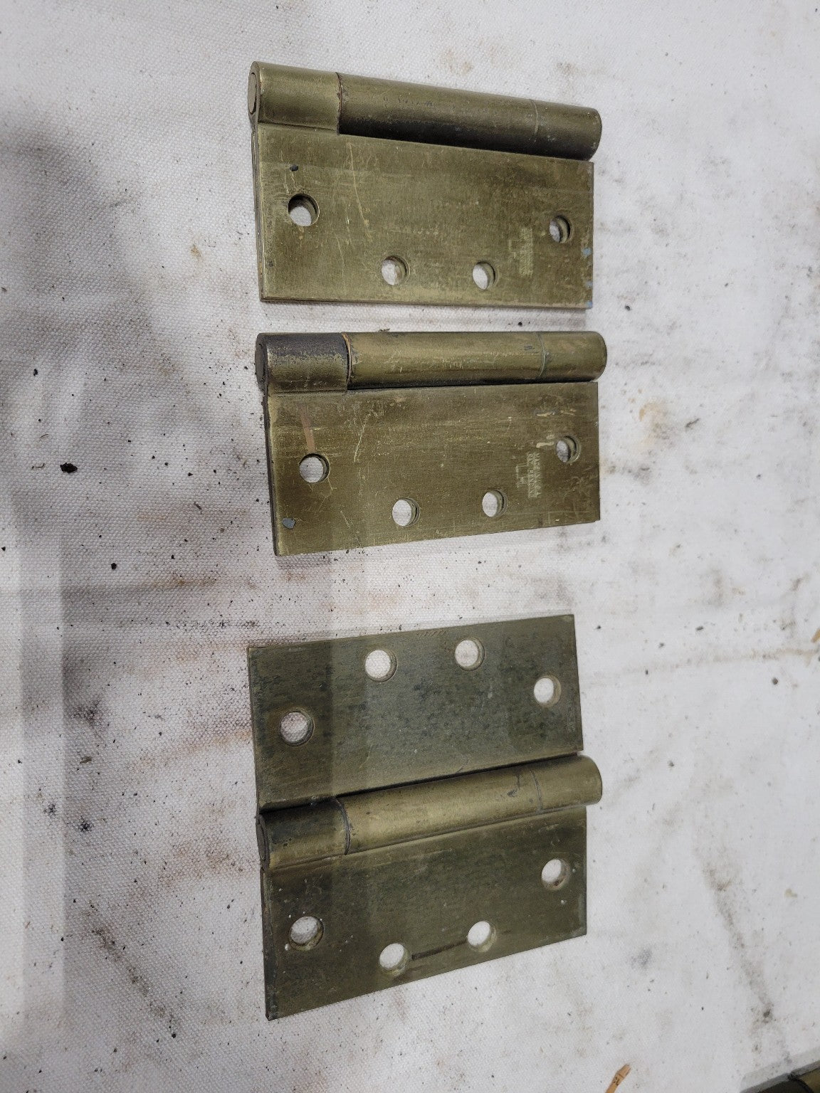 Stanley Solid Brass Left-Handed Door Hinges – 4½ x 4½ (Price Per Each)