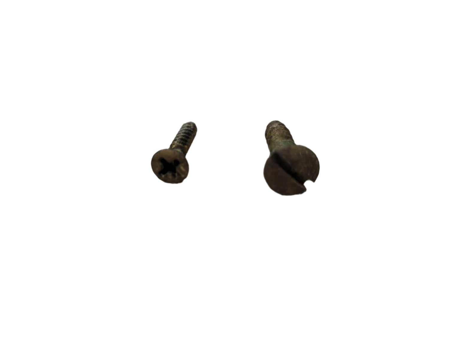 Bag of ¾" Brass Screws – Mixed Head Styles