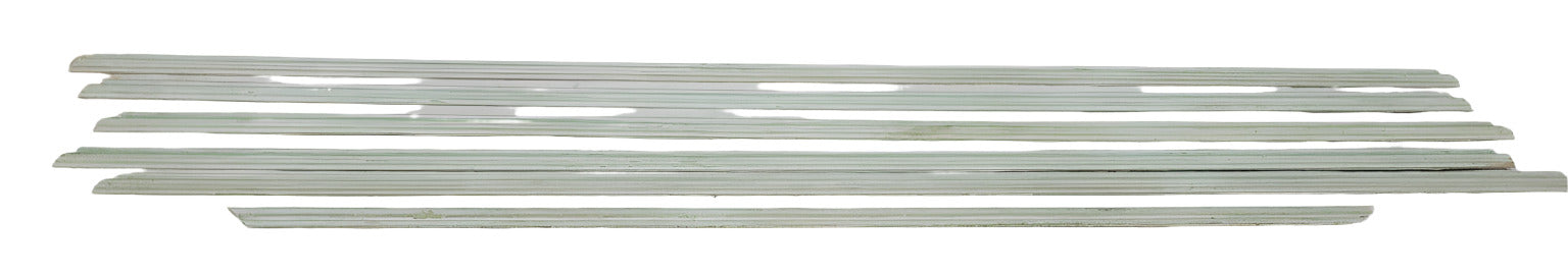 Batch of Salvaged Painted Wood Mouldings – Assorted Sizes