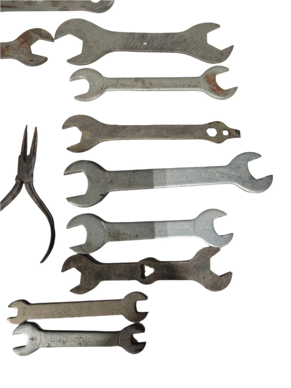 Mixed Set of 15 Vintage Wrenches and Pliers – Assorted Sizes