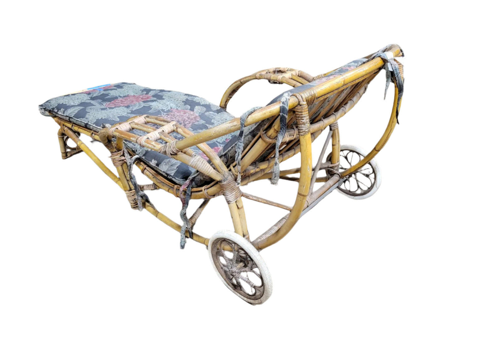 Vintage Rattan Chaise Lounge with Wheels & Floral Cushions