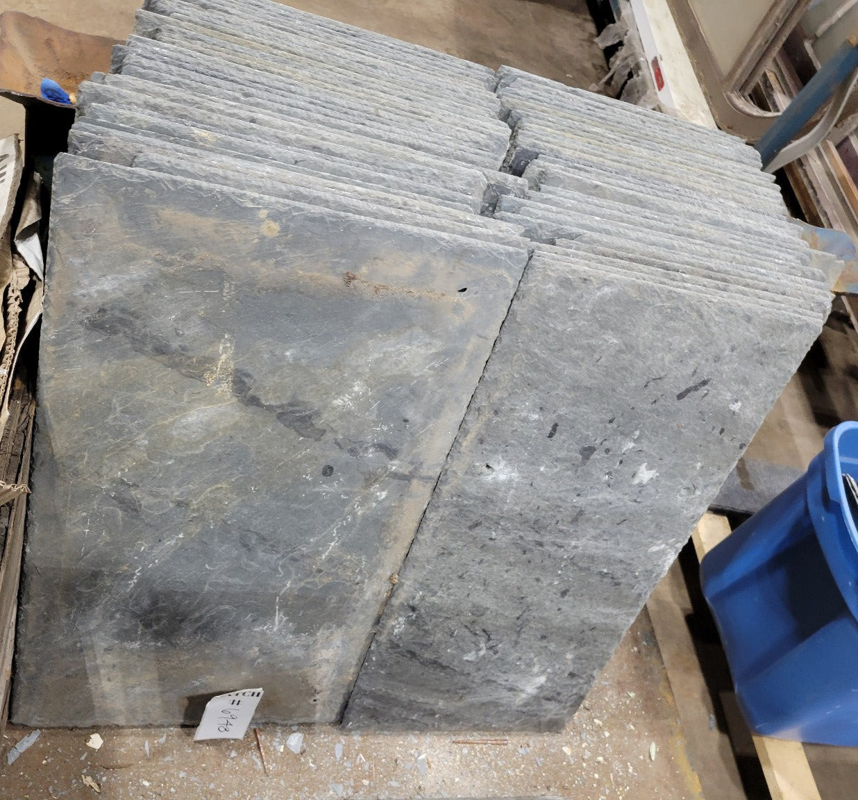 Reclaimed Slate Roofing Tile – 24" x 12" x ¼"