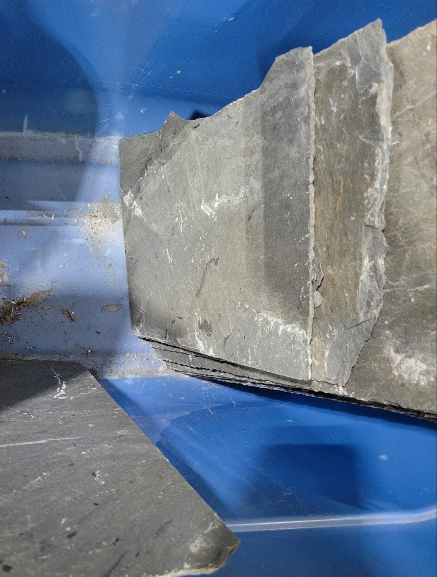 Reclaimed Slate Roofing Tile – Odd Shapes