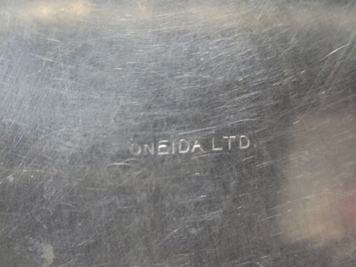 Vintage Oneida LTD Silverplate Crumb Butler with Wood Handle
