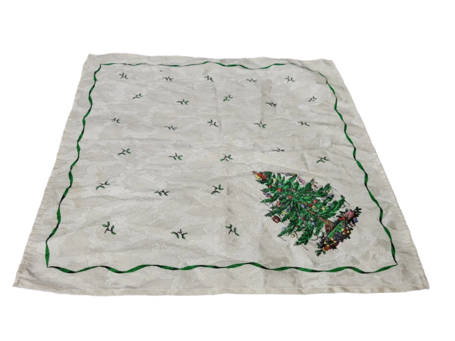 Vintage Embroidered Holiday Linen – 18" x 18" Christmas Tree Motif
