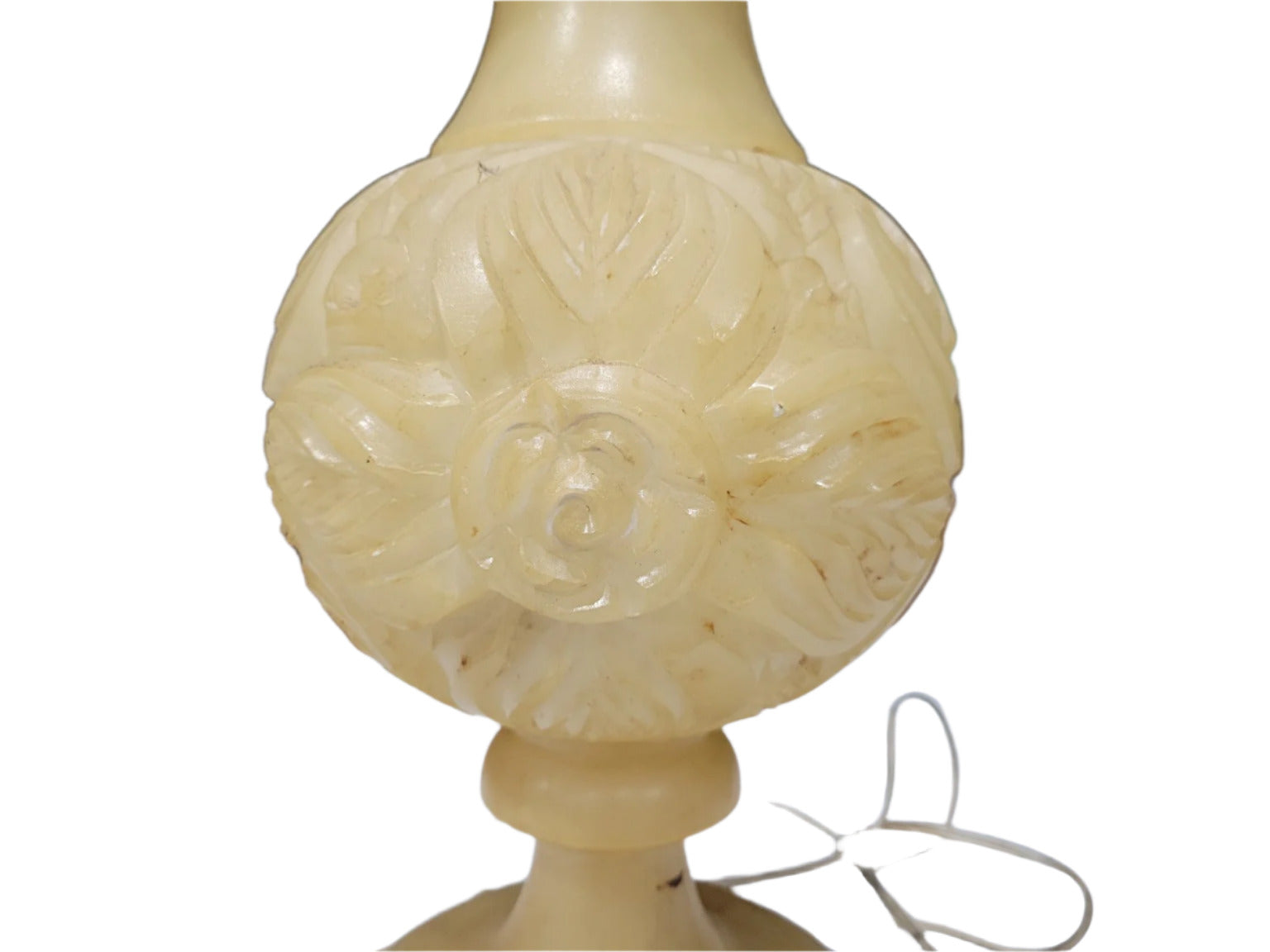 Vintage Alabaster Floral Carved Table Lamp – Cream Finish