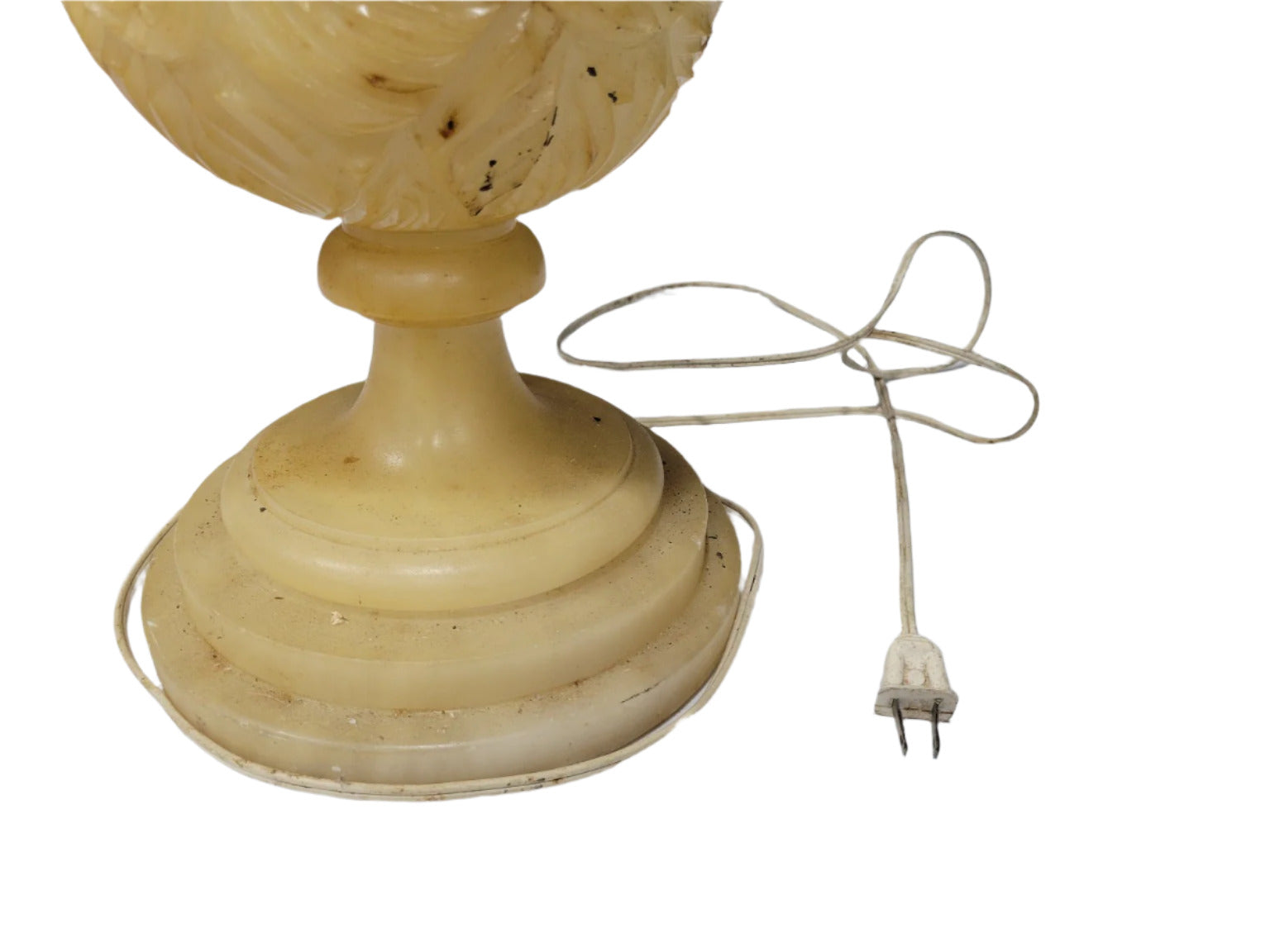 Vintage Alabaster Floral Carved Table Lamp – Cream Finish