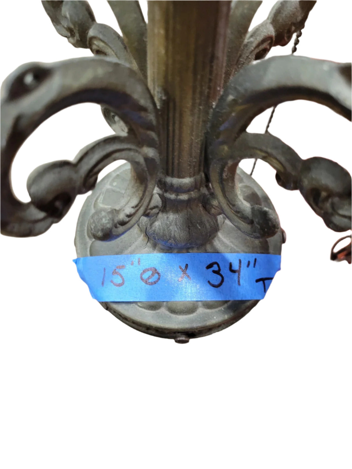 Cast Iron Triple Pendant Light Fixture – Ornate Fleur-de-Lis Design