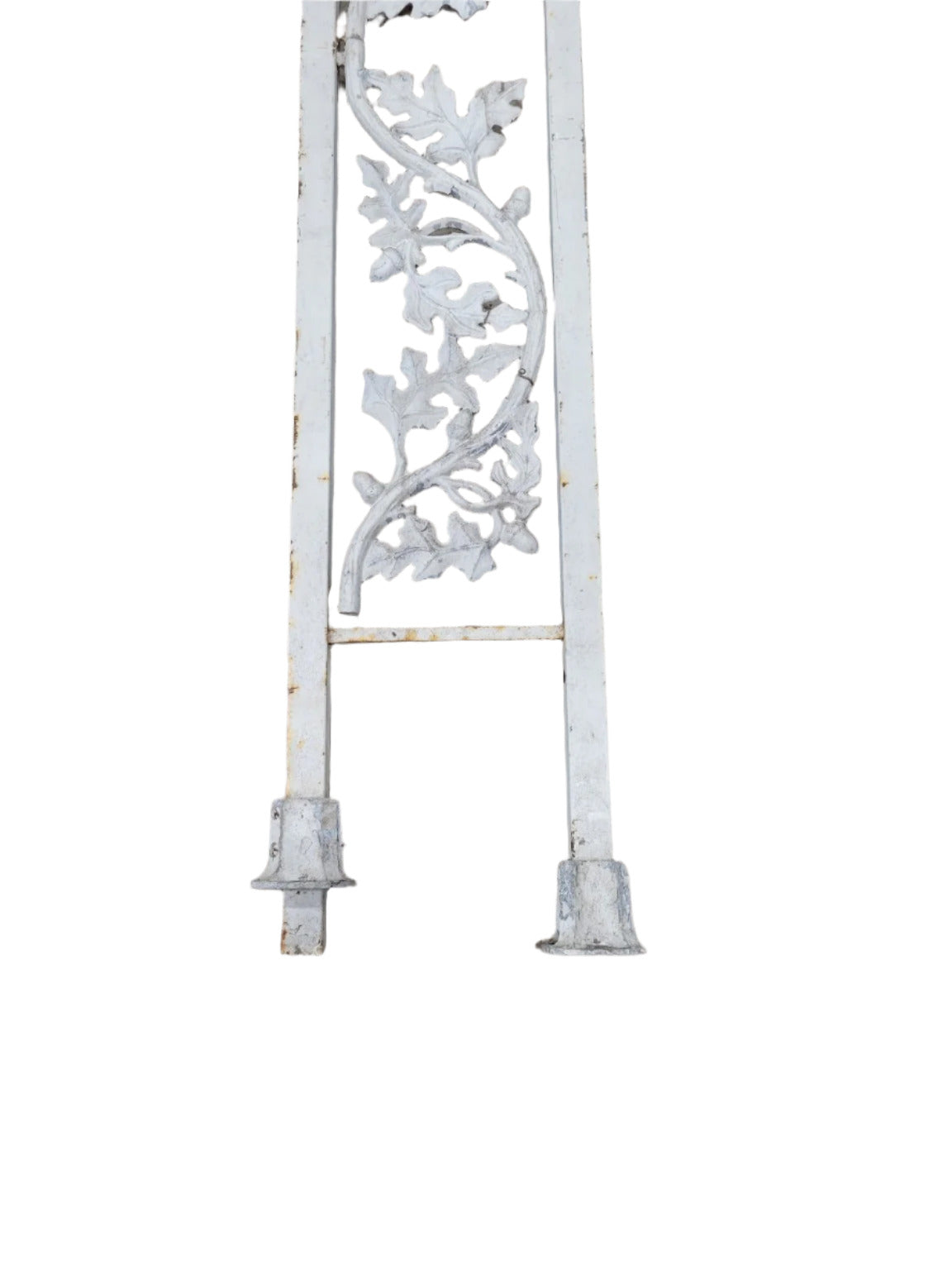 Cast Iron Architectural Grate with Oak Leaf Scroll – 96" Long