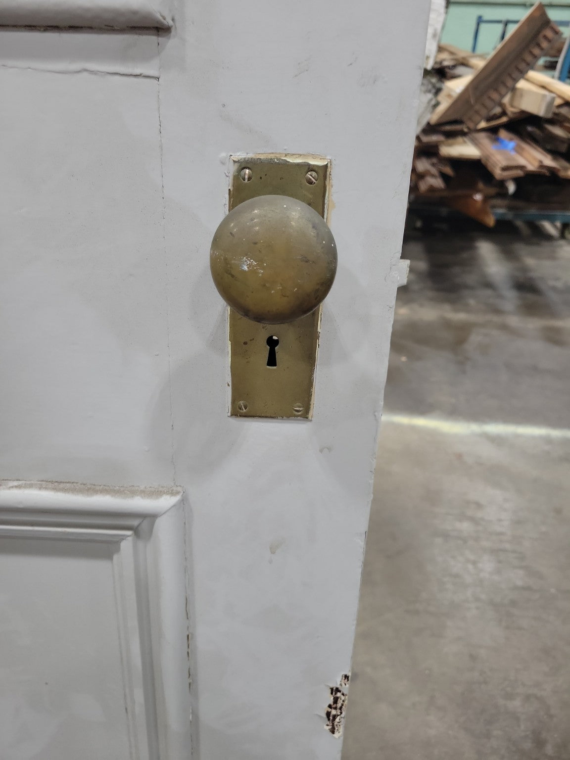 Painted 4-Panel Interior Door with Brass Knob – 36" x 89 ½" (B)