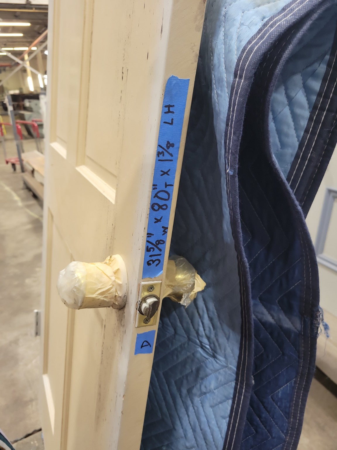 Cream 4-Panel Interior Door – 31 ⅝" x 80" (D)