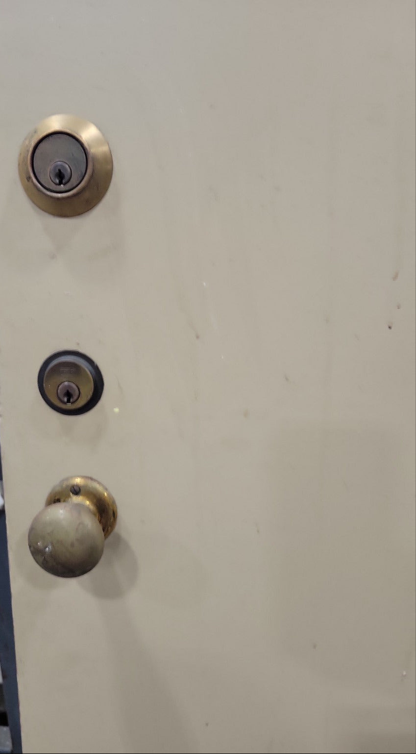 Solid Core Beige Door with Brass Hardware – 32" x 81 ¾" (CC)