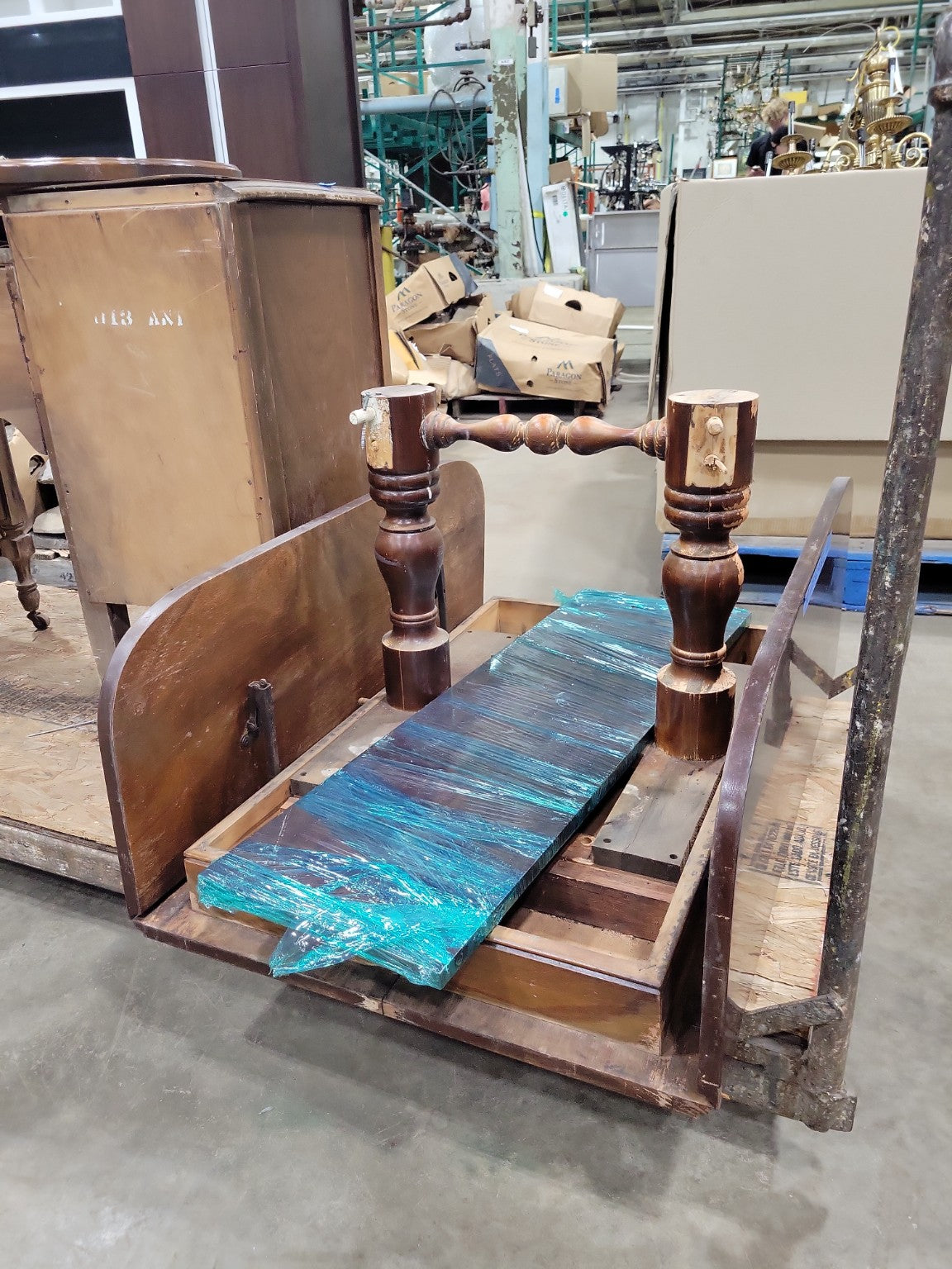 Antique Drop-Leaf Dining Table with Claw Foot Legs – Disassembled
