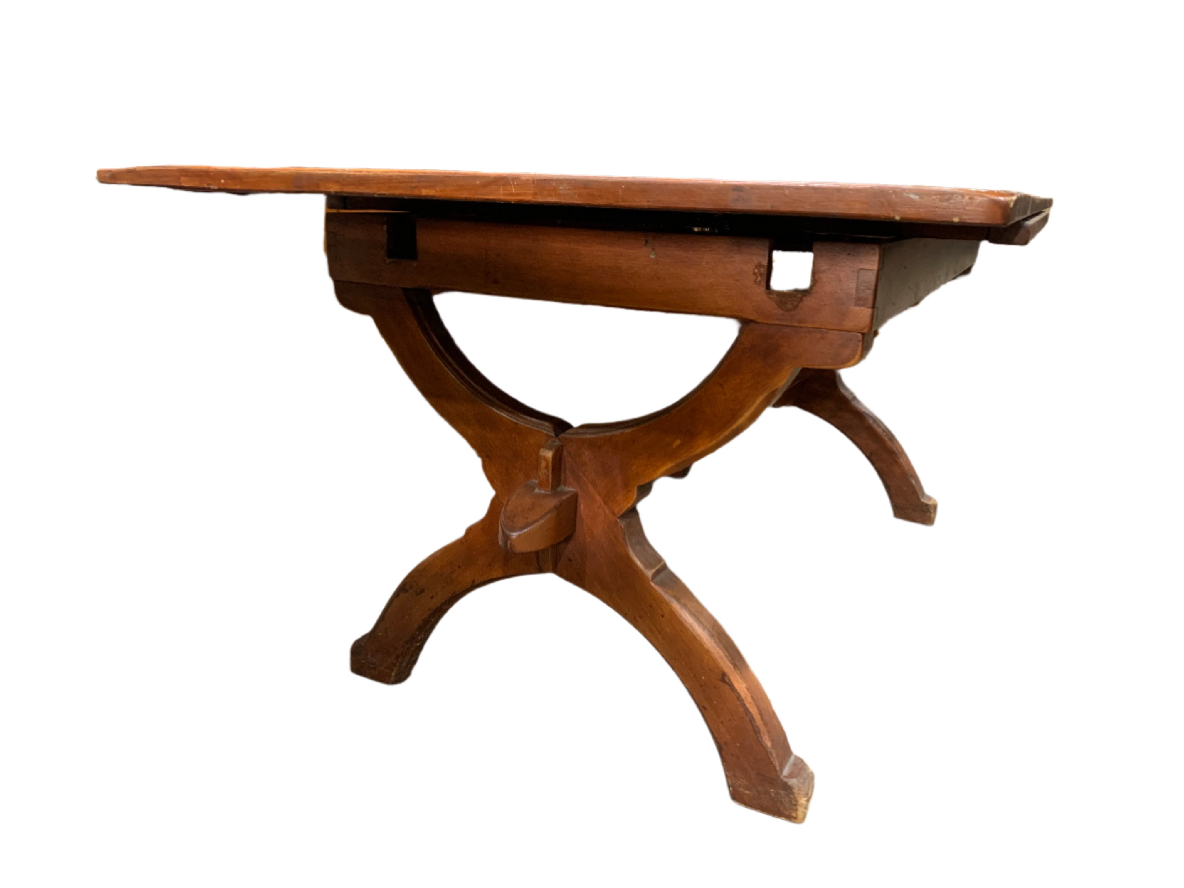 Vintage Cushman Colonial Solid Maple Dining Table – With Leaves (Missing Support Arms)