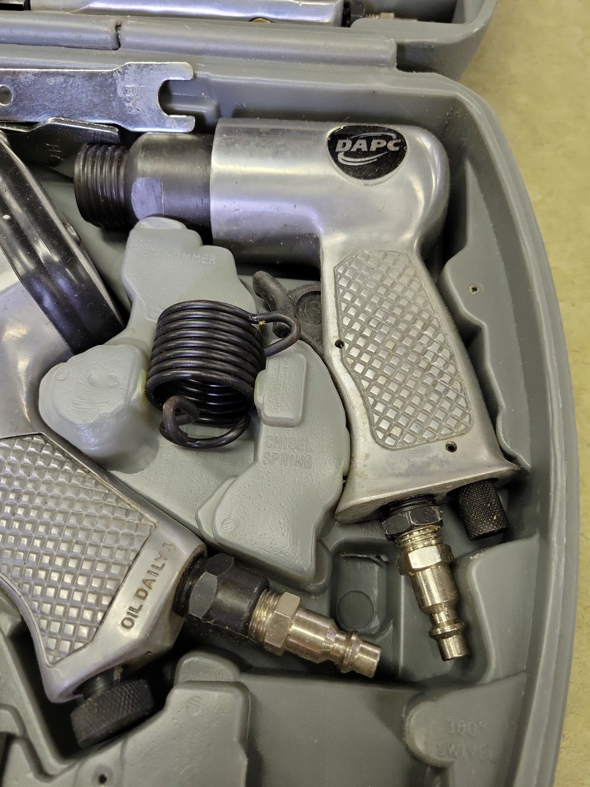 DeVilbiss Air Power Company Pneumatic Tool Kit – Complete Set in Case
