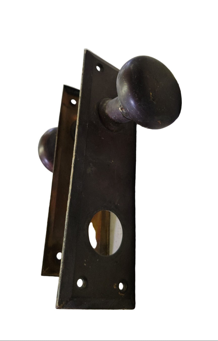 Antique Door Knob Set with Plates