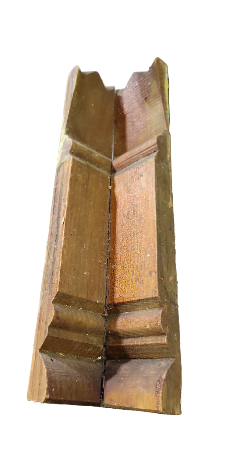 Antique Wood Corner Plinth Block – Decorative Profile – Single Piece