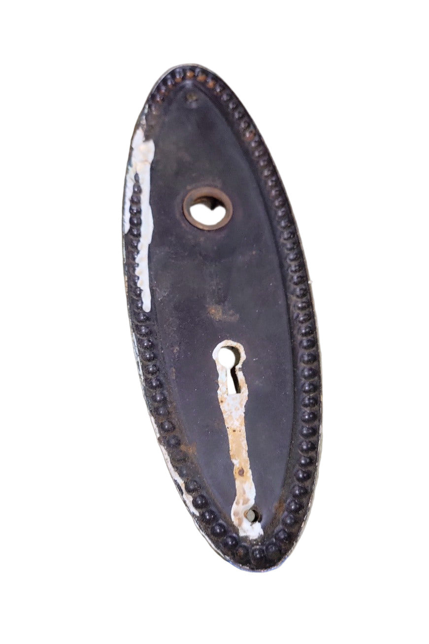 "Copley" Pattern Cast Iron Beaded Oval Doorknob Backplate – Keyhole Style