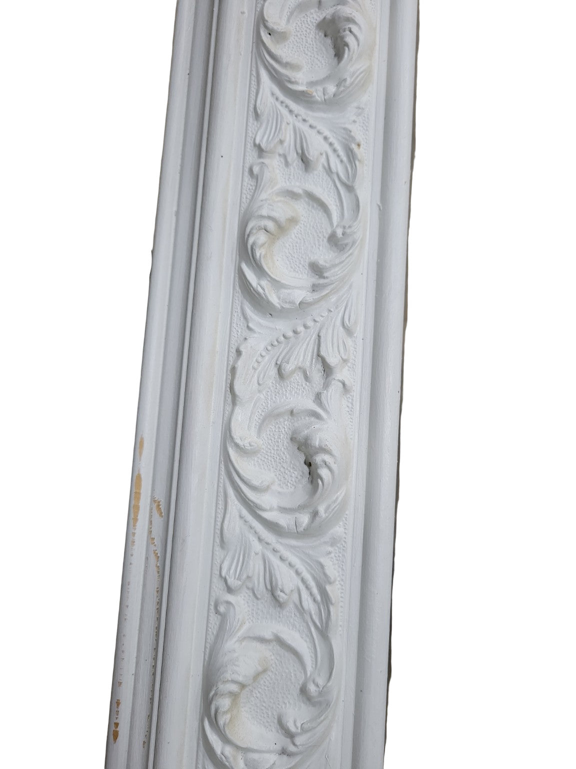 Antique Ornate Wood Molding – Acanthus Leaf Pattern, 67 ½" x 4"