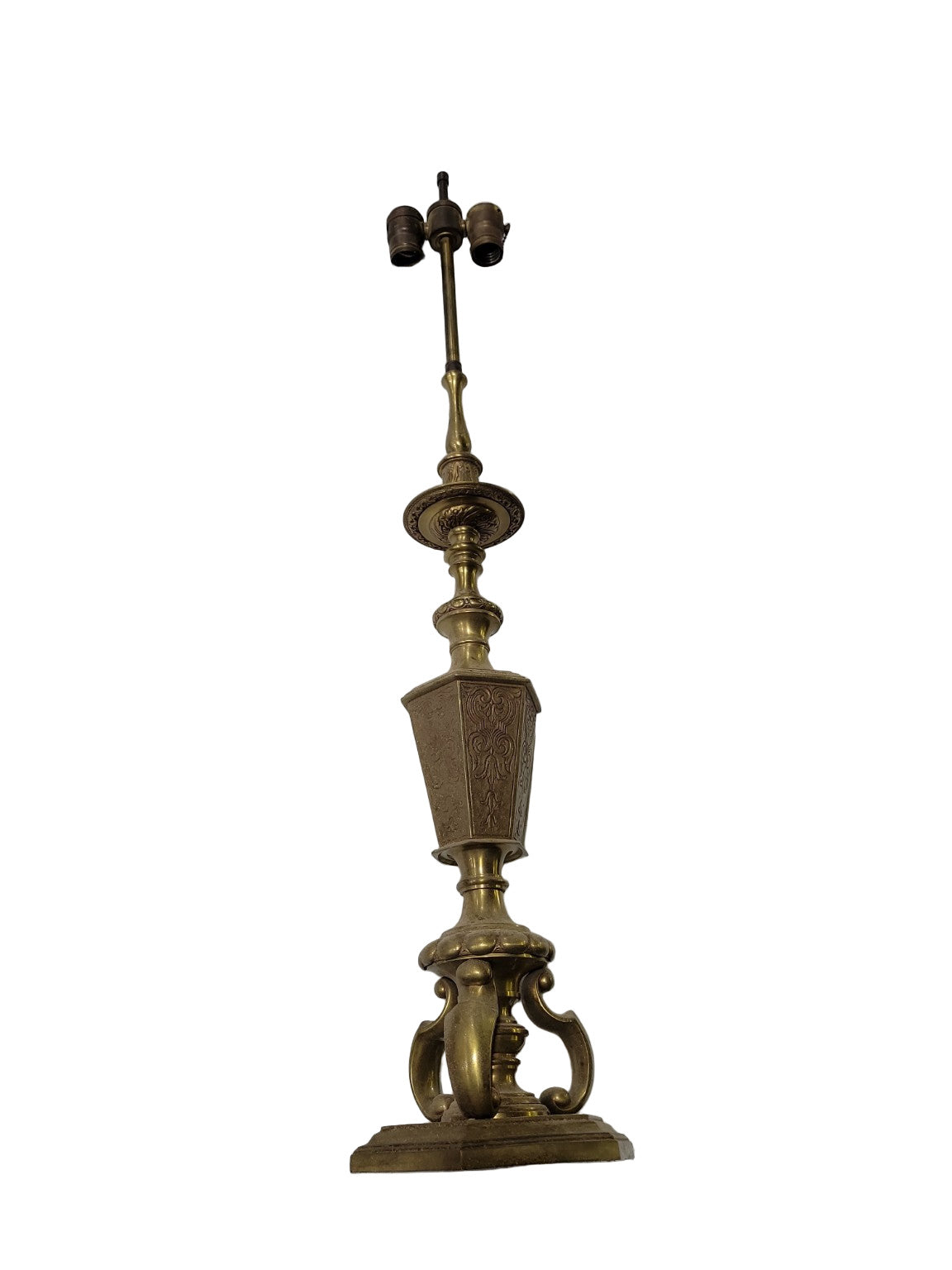 Antique Brass Table Lamp with Hexagonal Base – Ornate Relief Design