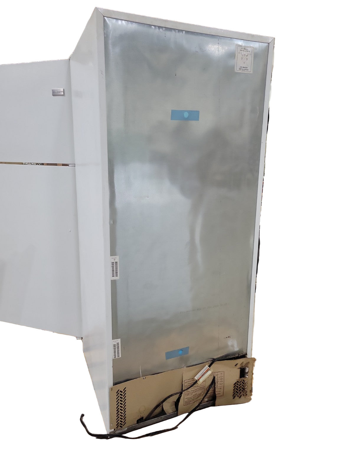 Frigidaire White Top-Freezer Refrigerator (As-Is)