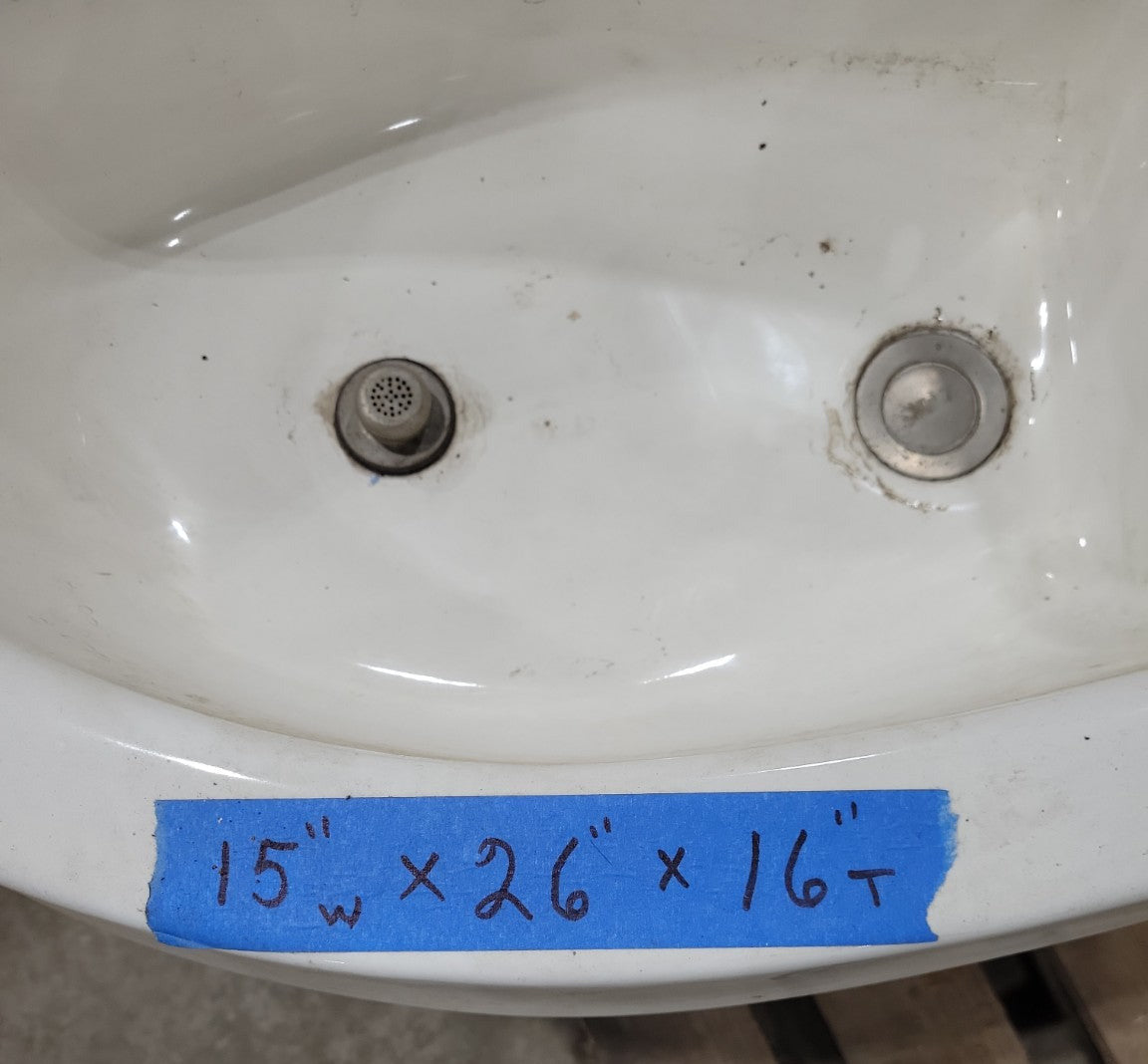 Mid-Century Vitreous China Bidet with Original Nickel Hardware – 15" W x 26" D x 16" T