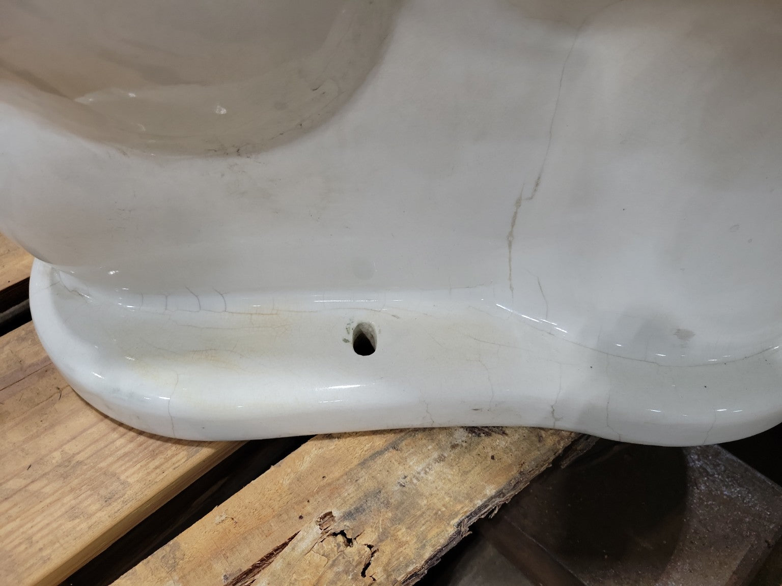 Antique Thomas Maddock’s Sons “Madera” Vitreous China Toilet Bowl – Made in U.S.A.