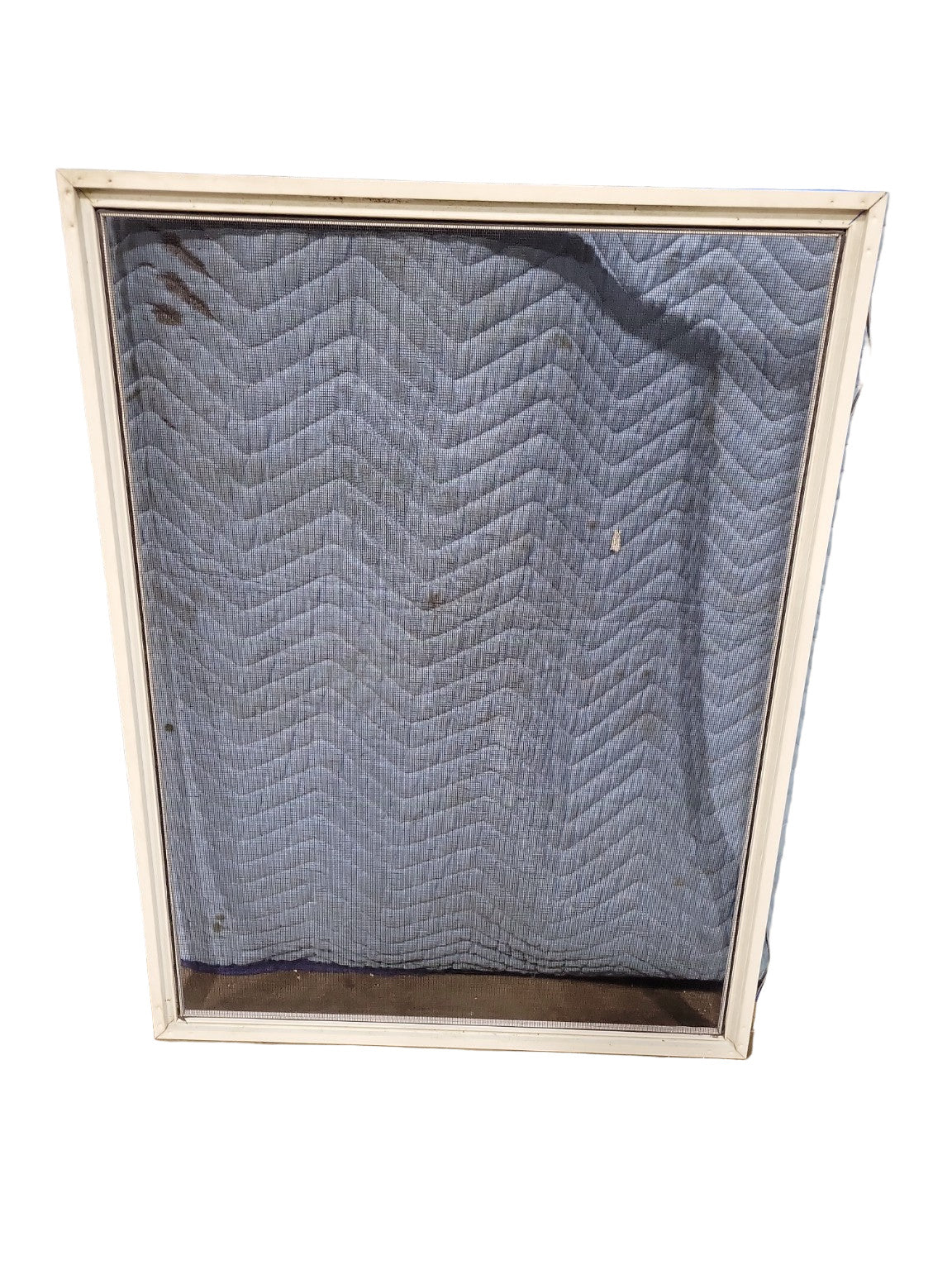 Vintage Aluminum Window Screen – White Frame, 20 ¾" × 27 ⅝"