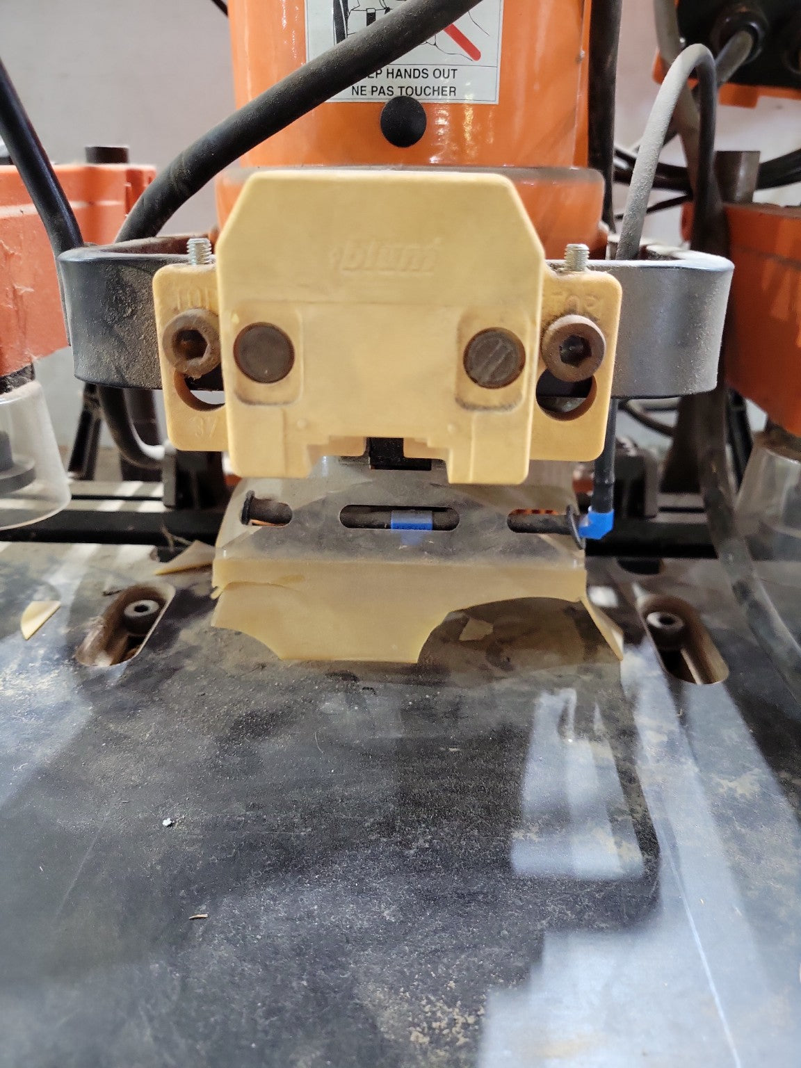 Blum Minipress US – Model M51N1004-USM