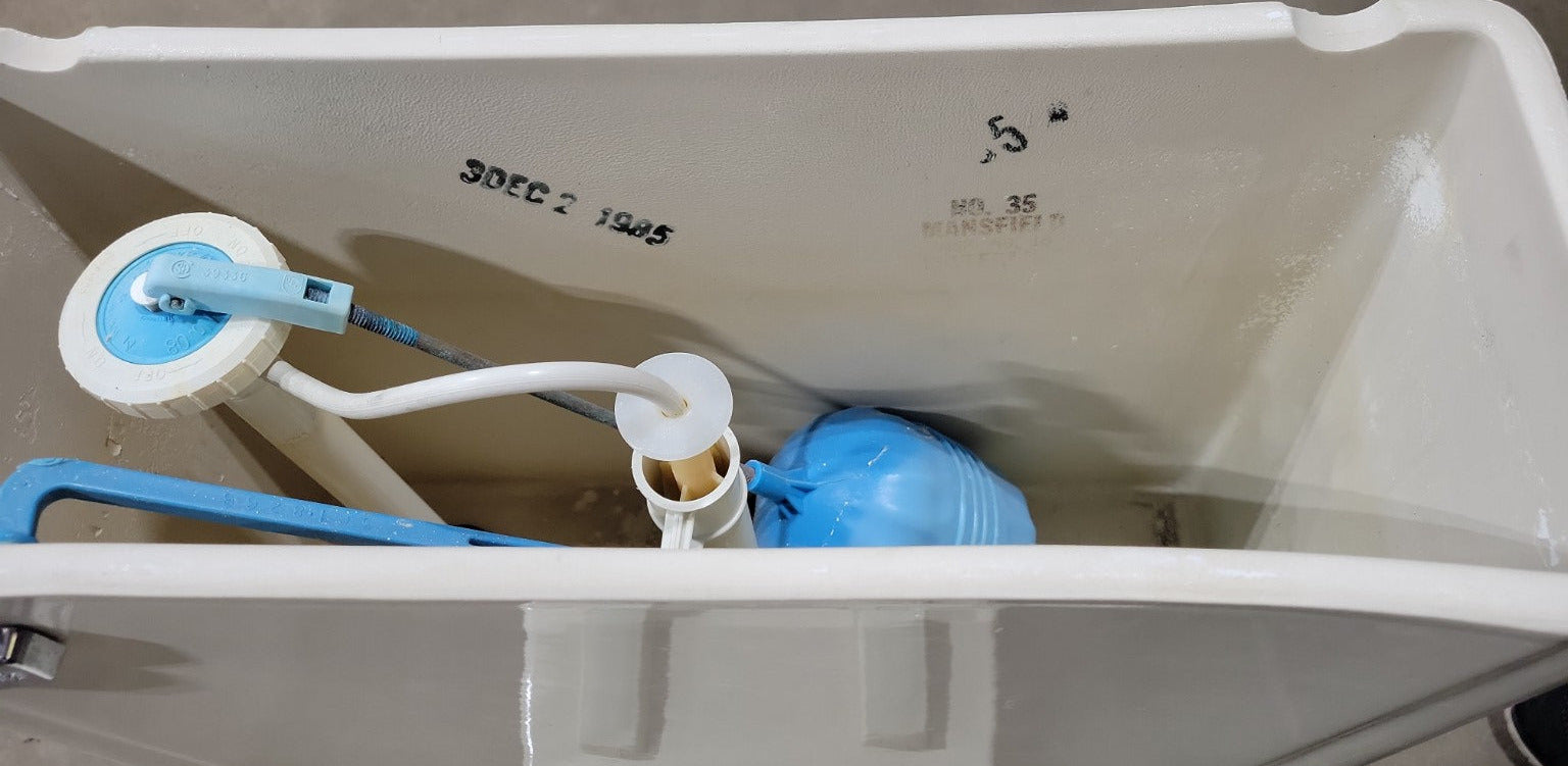 Vintage American Standard Two-Piece Toilet – 1985