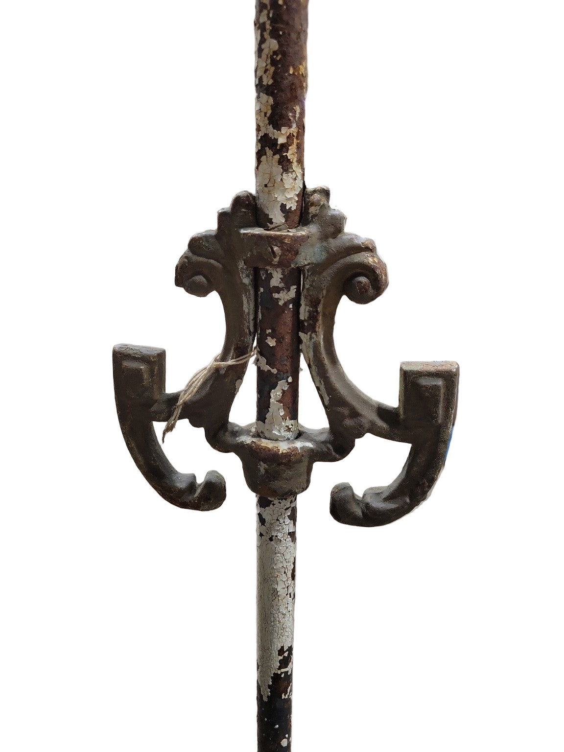 Antique Cast Iron Floor Lamp – Decorative Scrollwork Base