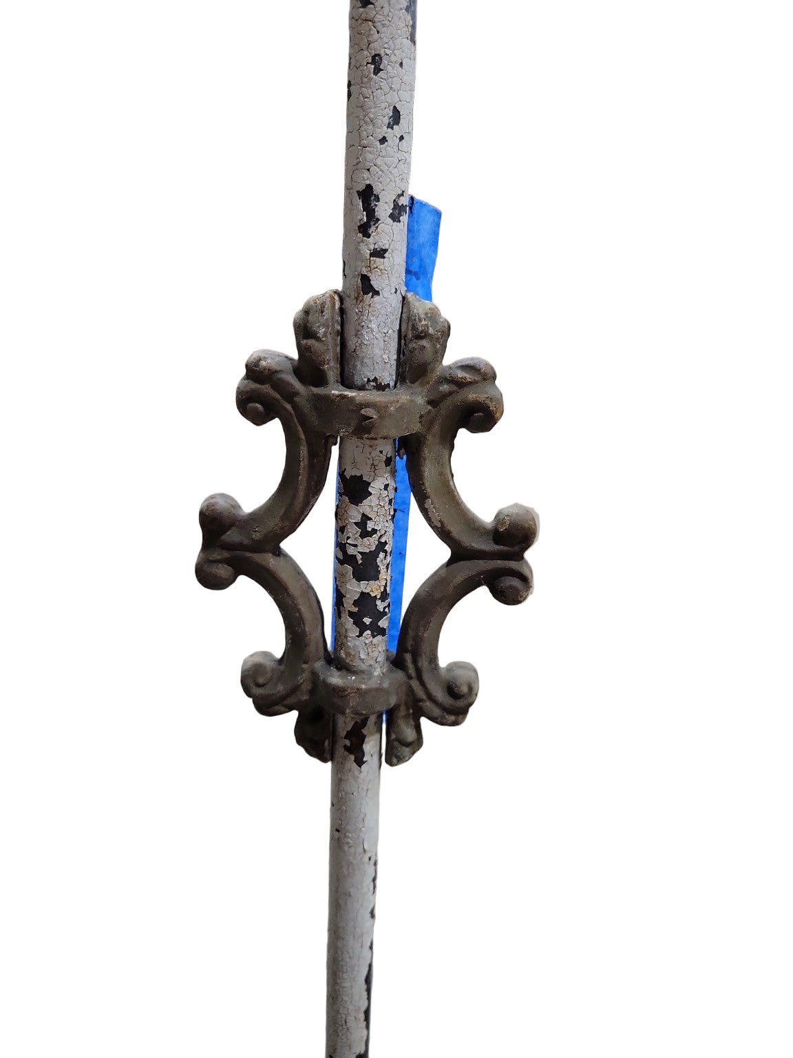 Antique Cast Iron Floor Lamp – Decorative Scrollwork Base