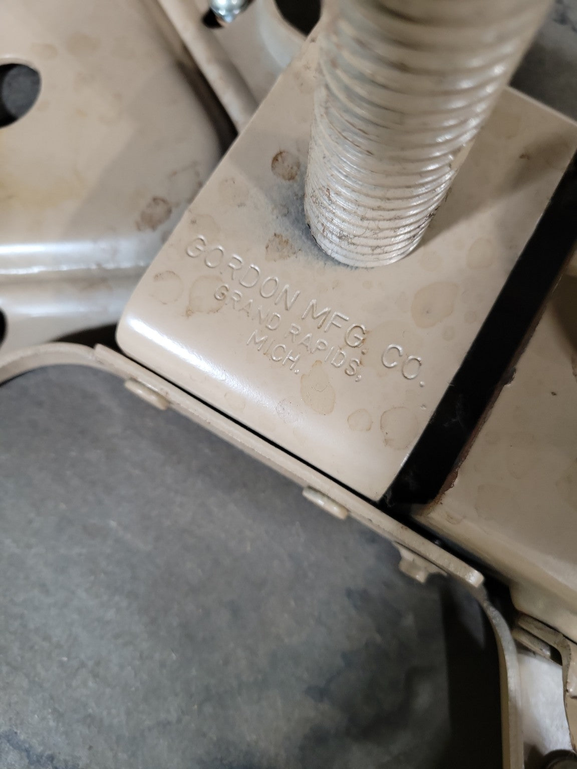 Mid-Century Industrial Swivel Chair by Gordon MFG Co. – Grand Rapids