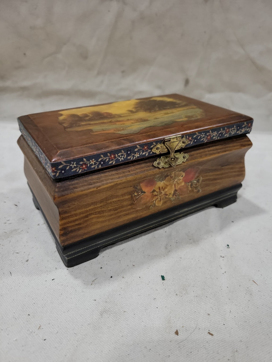 Handmade Reuge Swiss Music Box – The Sound of Music with Scenic Lid and Floral Trim