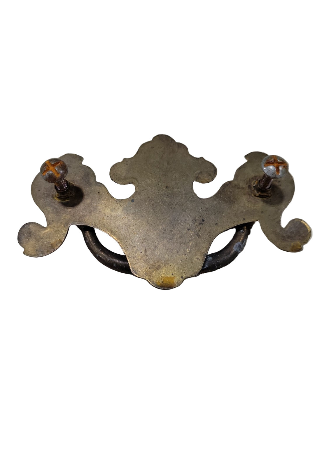 Set of 7 Antique Brass Batwing Drawer Pulls – Chippendale Style