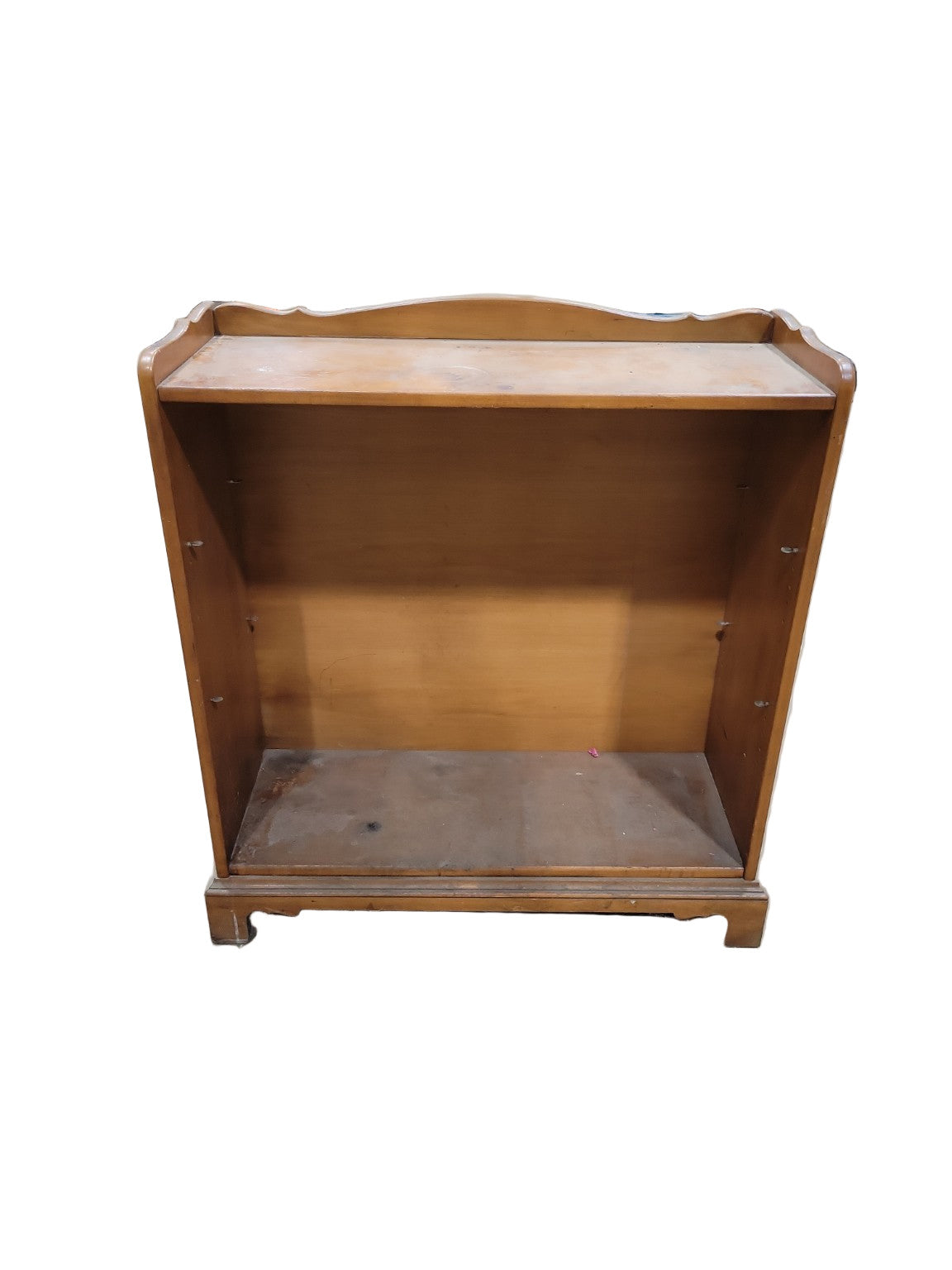 Mid-Century Wooden Bookcase – Scalloped Top with Carved Base